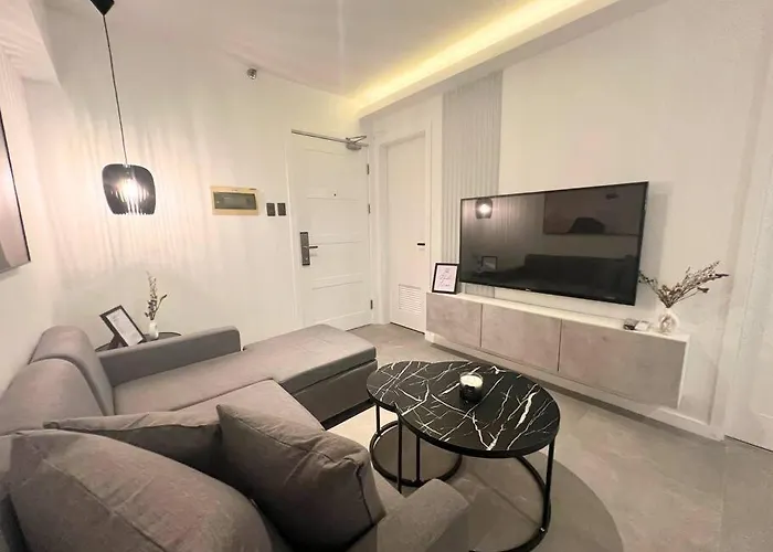 Modern Nordic 1 Bedroom Near Eastwood, Quezon *